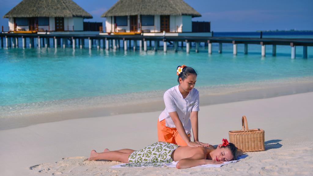Adaaran Prestige Water Villas Meedhoo  Exterior foto